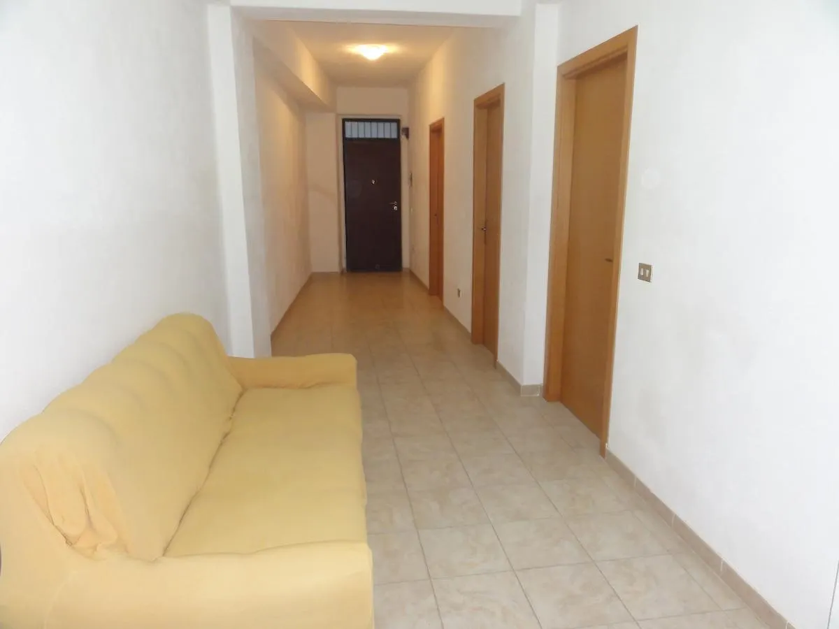 Acqualadroni Affitti Apartment Messina