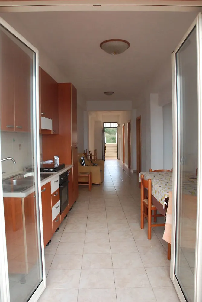 Acqualadroni Affitti Apartment Messina