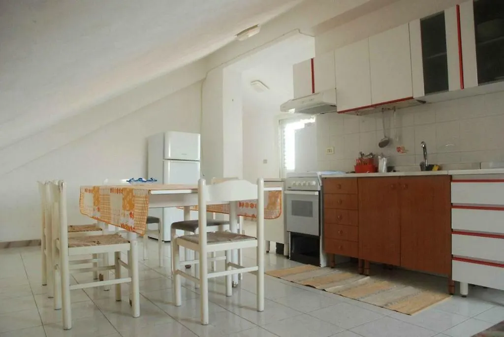 Acqualadroni Affitti Apartment Messina