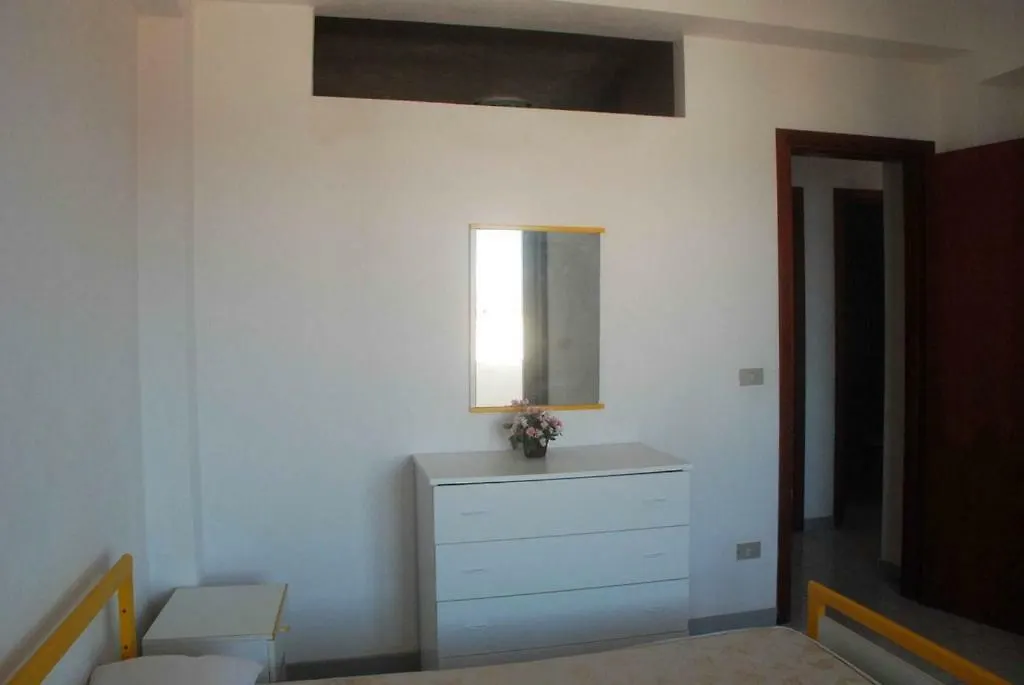Acqualadroni Affitti Apartment Messina 0*,  Italy