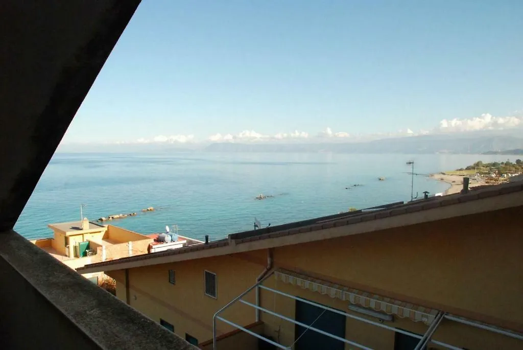 Acqualadroni Affitti Apartment Messina